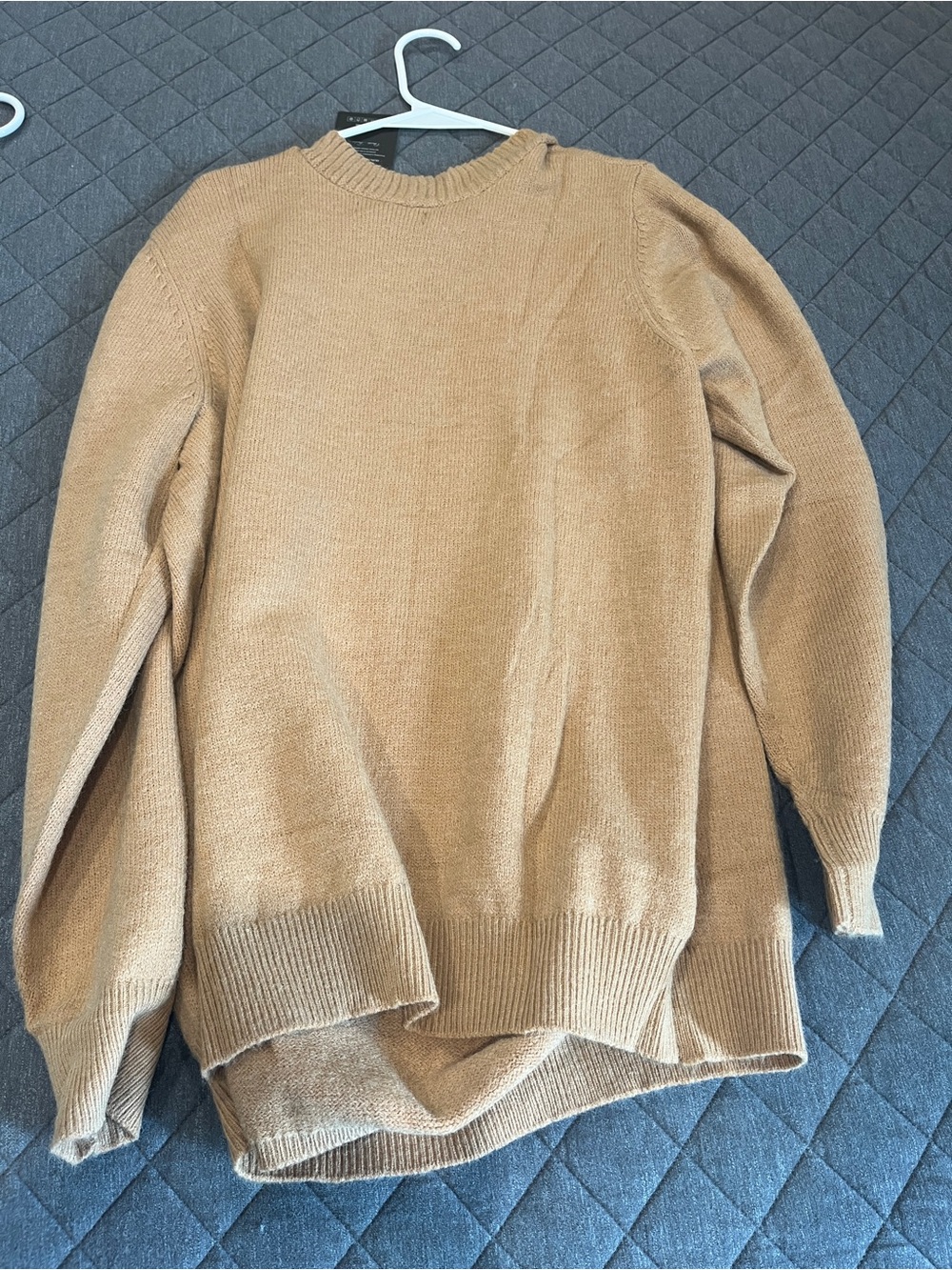 Women’s Crewneck Sweater in Camel
